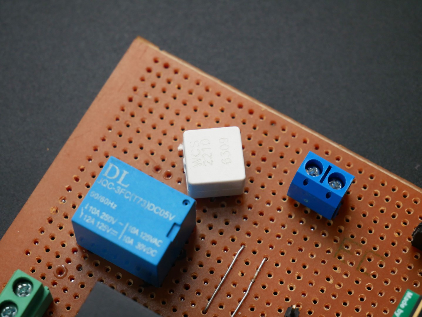 WizSocket - Cloud-Connected IoT AC Socket, Device Assembly