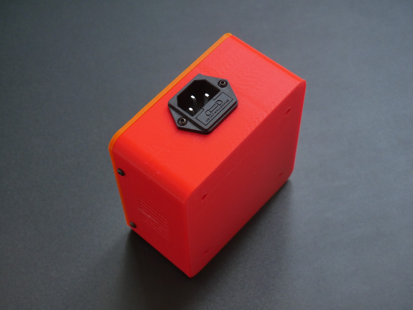 WizSocket - Cloud-Connected IoT AC Socket, Device Assembly