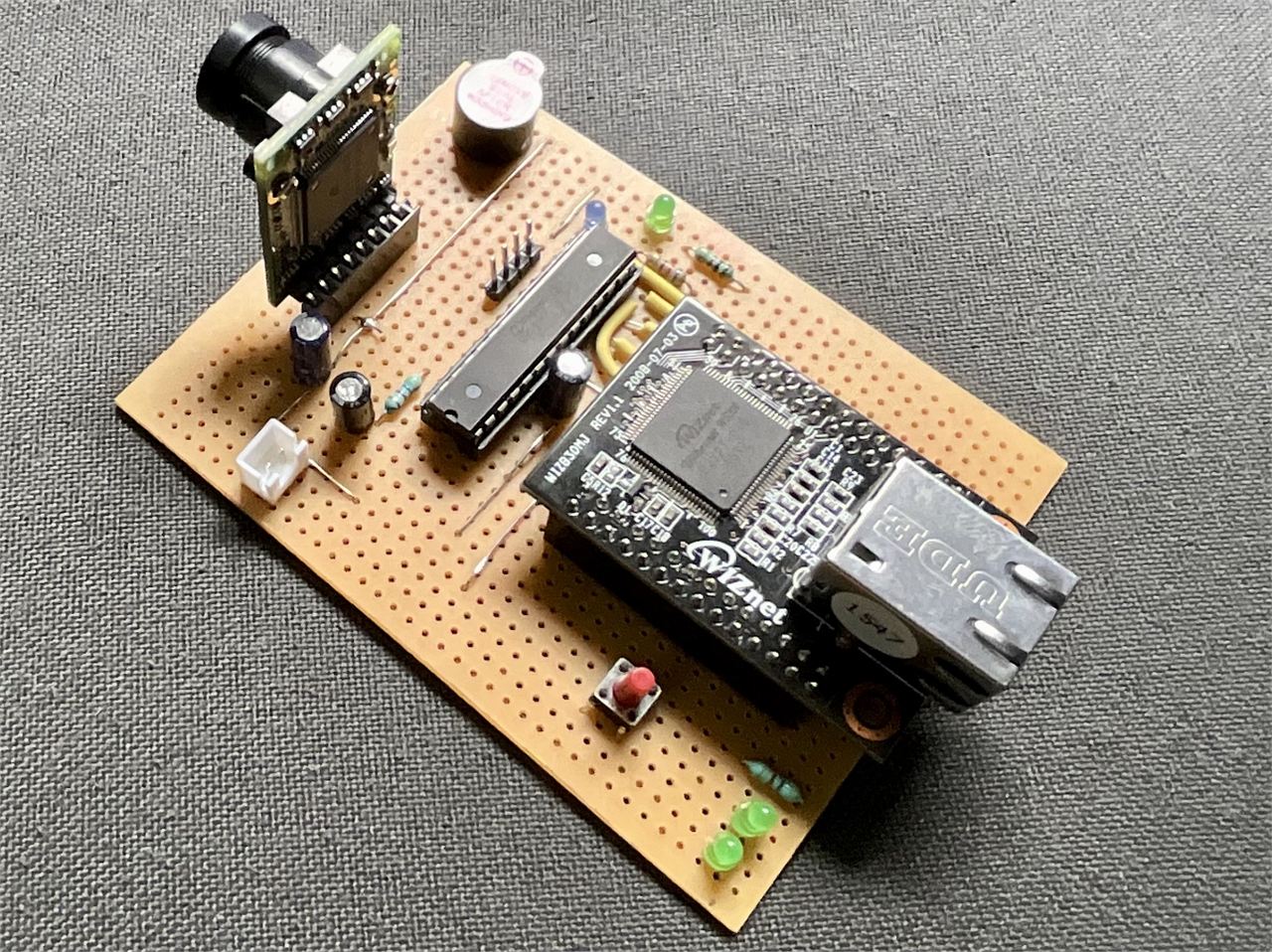 Wiz IoT Cam using W5300 TOE and 8051 limited resource uC