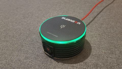 WiZ PoeQi : Internet-connected Wireless Qi Charger, In Action