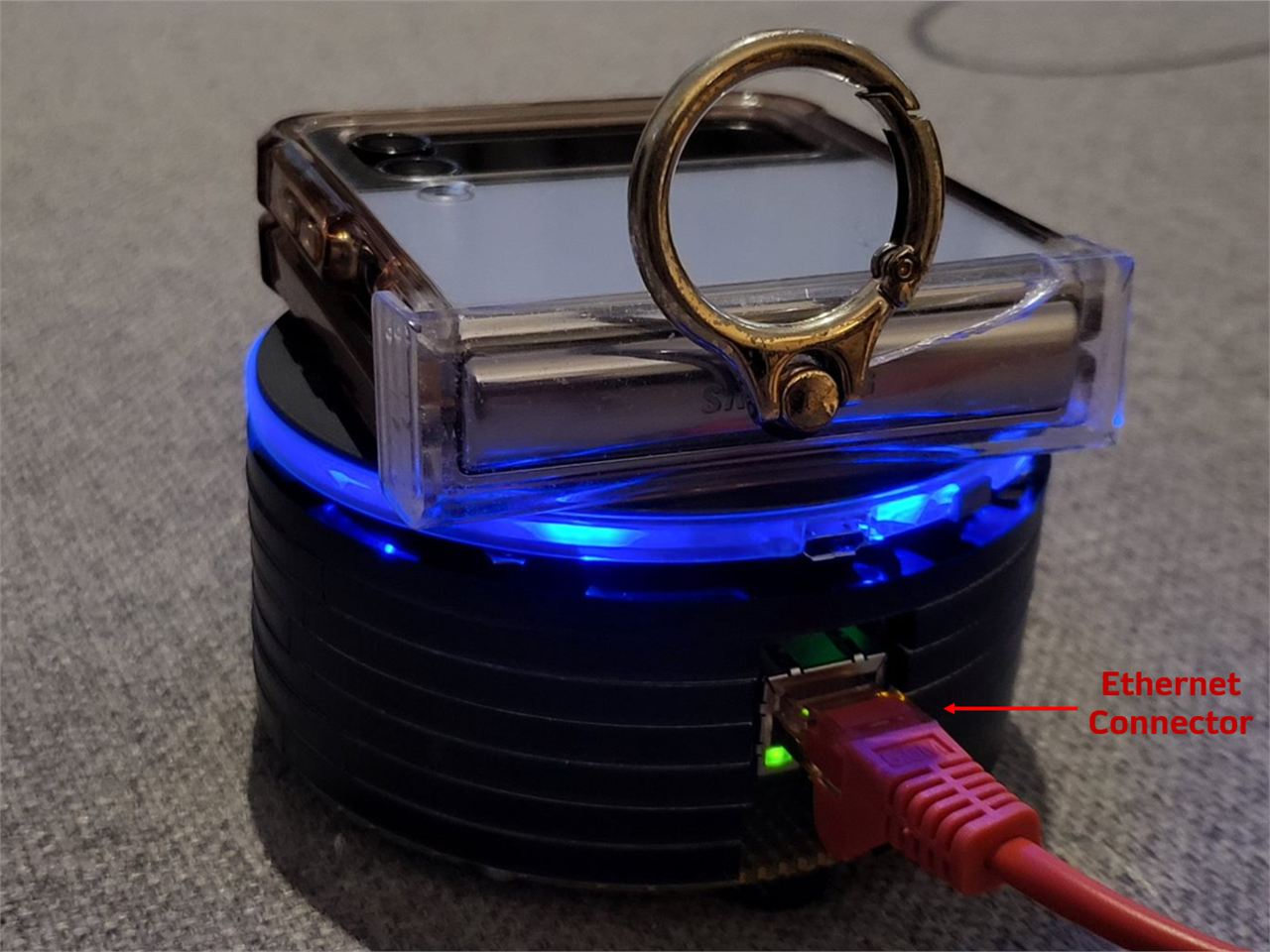 WiZ PoeQi : Internet-connected Wireless Qi Charger, Features