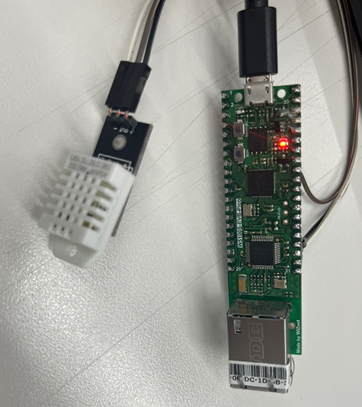 Recommended Weather-Appropriate Song Playlists by using W5x00-EVB-Pico with DHT11 & MQTT protocol