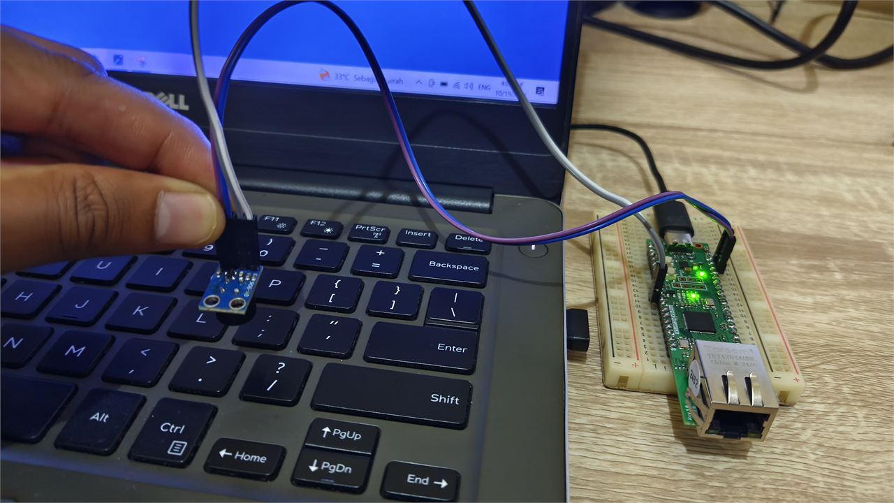 Infrared temperature sensor with W55RP20-EVB-PICO